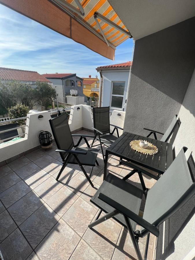 Apartment Mona Vir Exteriér fotografie